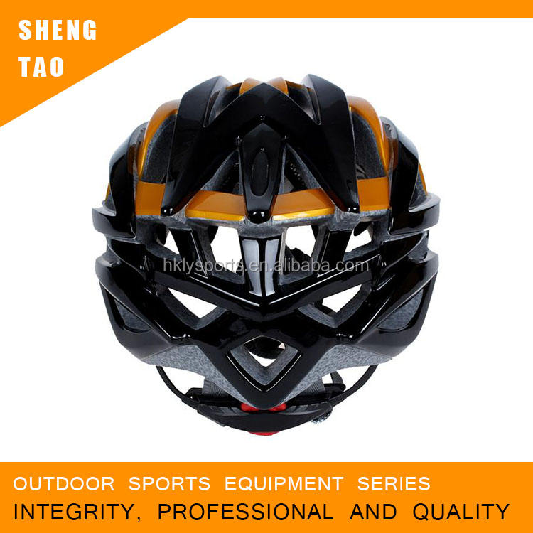 CE를 갖춘 2016 최신 디자인 자전거 헬멧