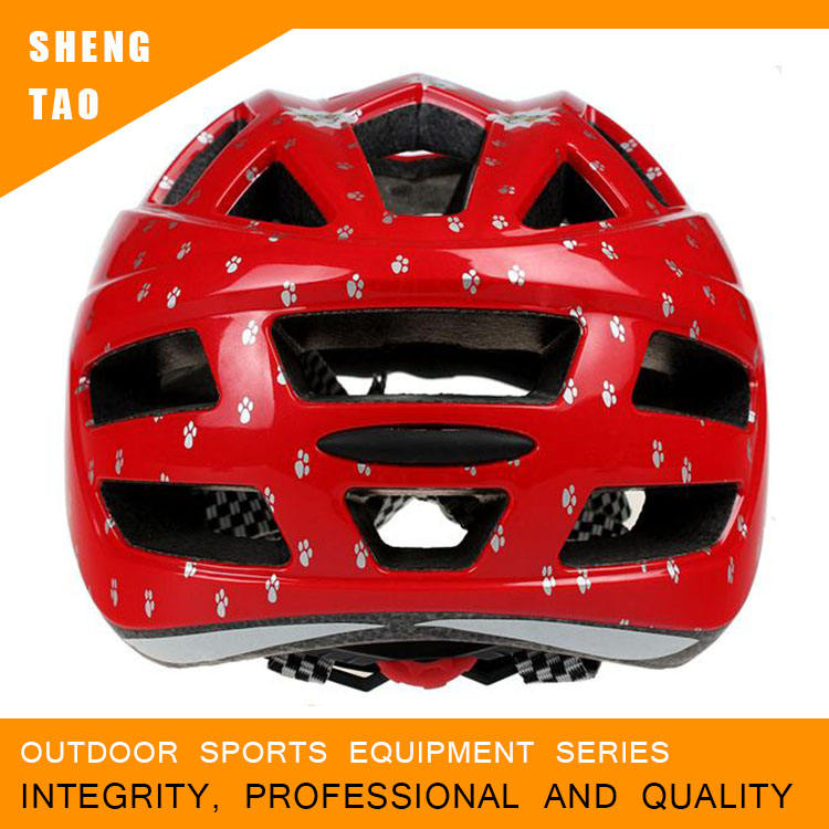 로고가 있는 자전거 헬멧